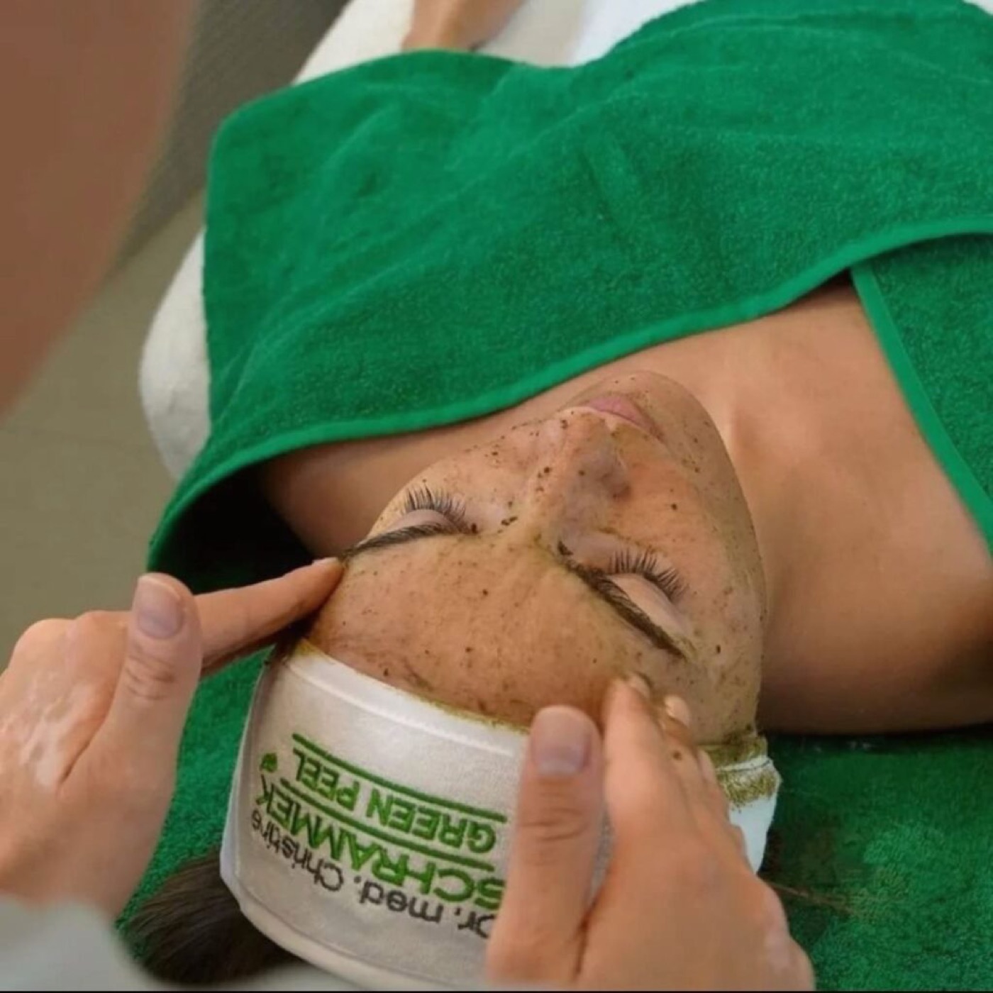 Green Peel — natürliches Kräuterpeeling